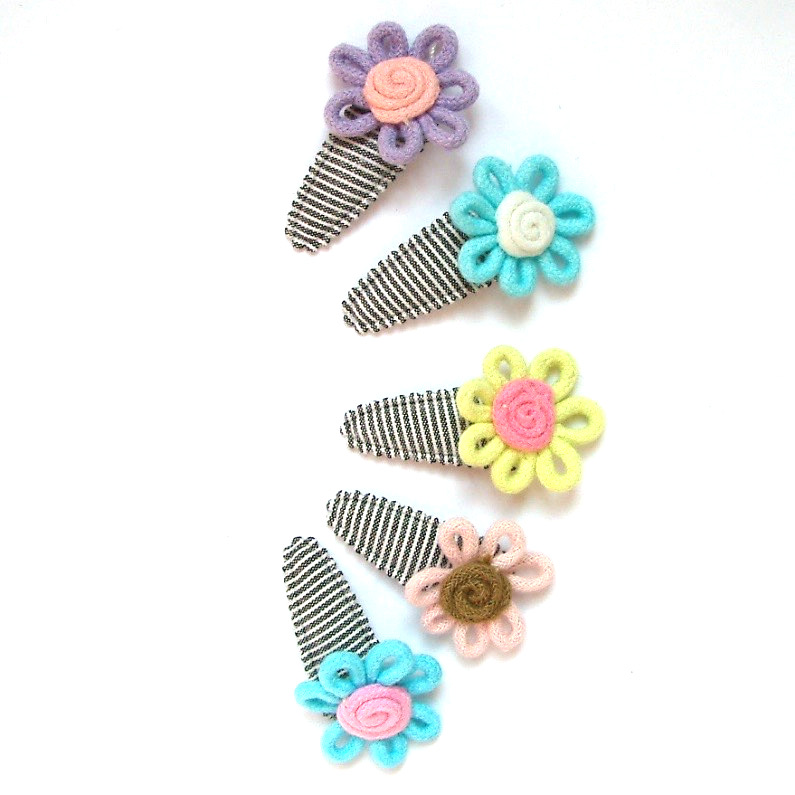 no slip baby hair clip with cotton flower